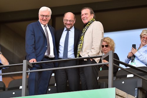 Schröder vor dem Untersuchungsausschuss Schröder vor dem Untersuchungsausschuss