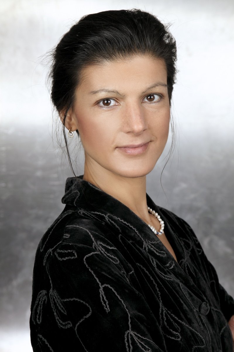 Sahra Wagenknecht gibt Parteivorsitz ab