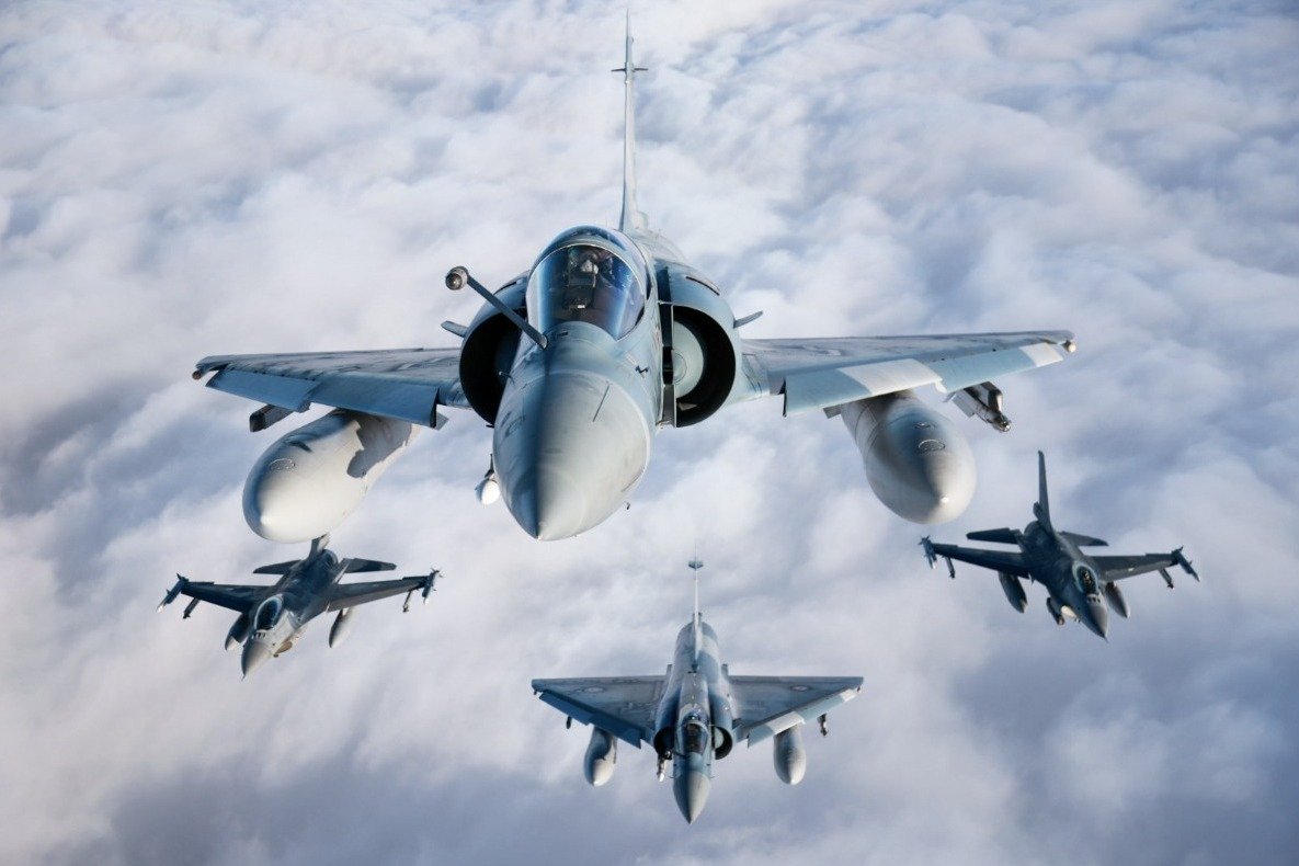 Flugbetrieb normalisiert nachdem Polen aktiviert NATO-Jets für den Luftraum