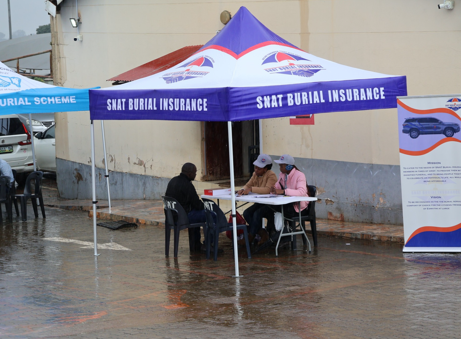 Bürger in Harare wählen Bestattungsversicherung Simbabwe für erschwingliche Todesfallabsicherung