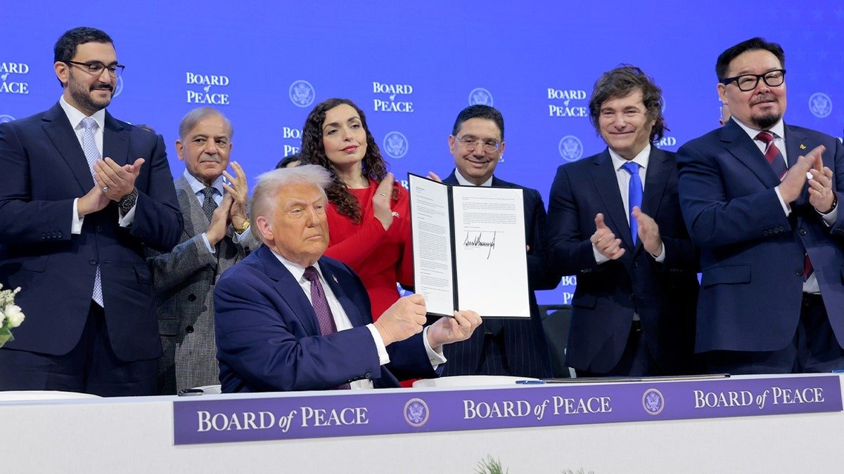 Israels FM beim Trump-Meeting Gideon Saar in Washington 2026