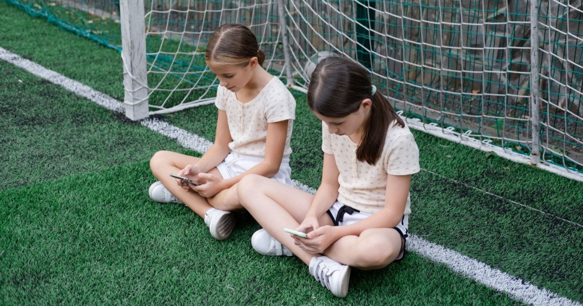 Deutsche Regierung debattiert Jugendschutz Social Media