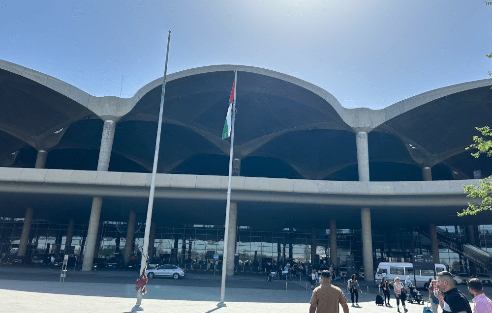 Flugzeuge am Boden während der Jordanien Sperrung Luftraum