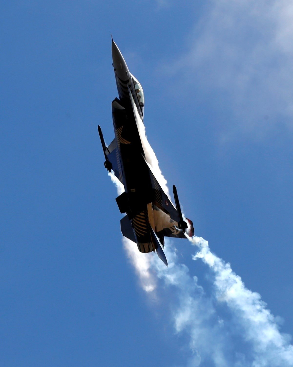 Vorbereitung der Infrastruktur für die F-16-Stationierung Zypern.