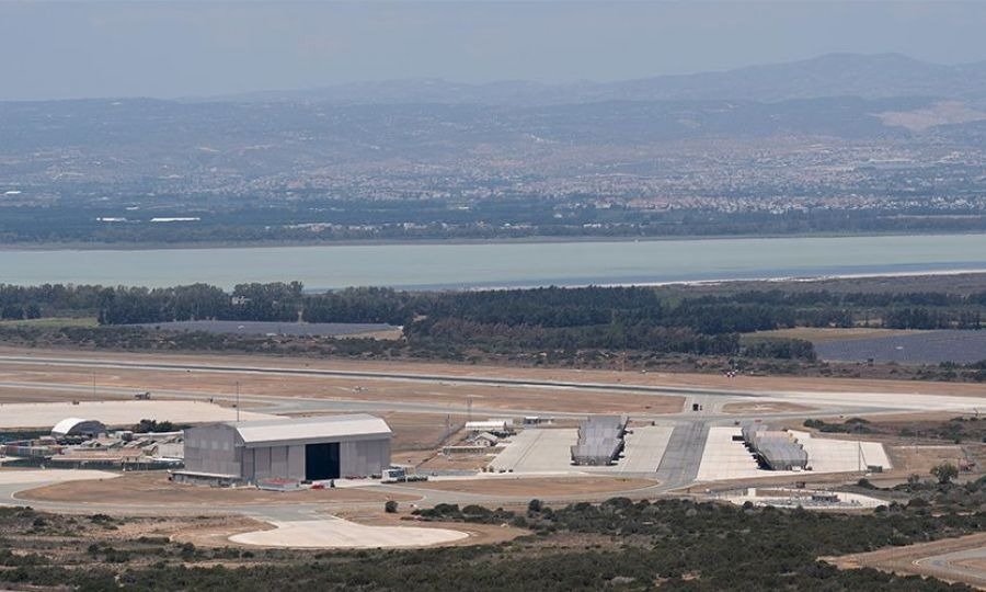 Britische Stützpunkte unter Beschuss Abfangjäger Start