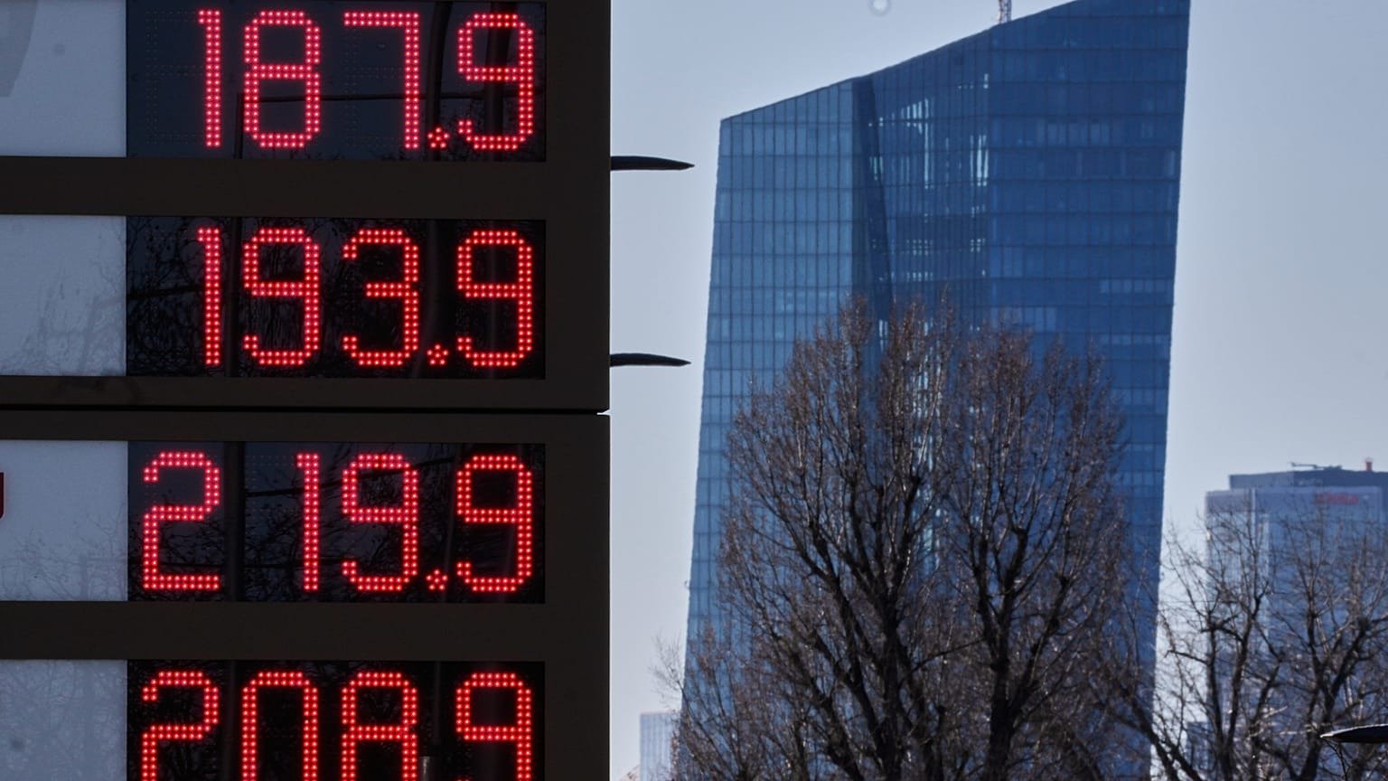 IW Prognose zeigt: Iran-Krieg kostet Deutschland Milliarde