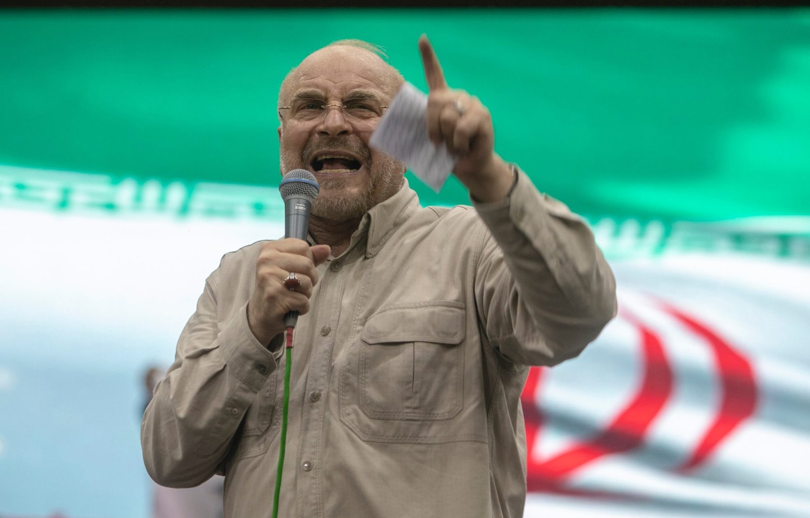 Abbas Araqchi nach Vermittlung zwischen Israel und Iran
Mohammad Baqer Qalibaf Porträt