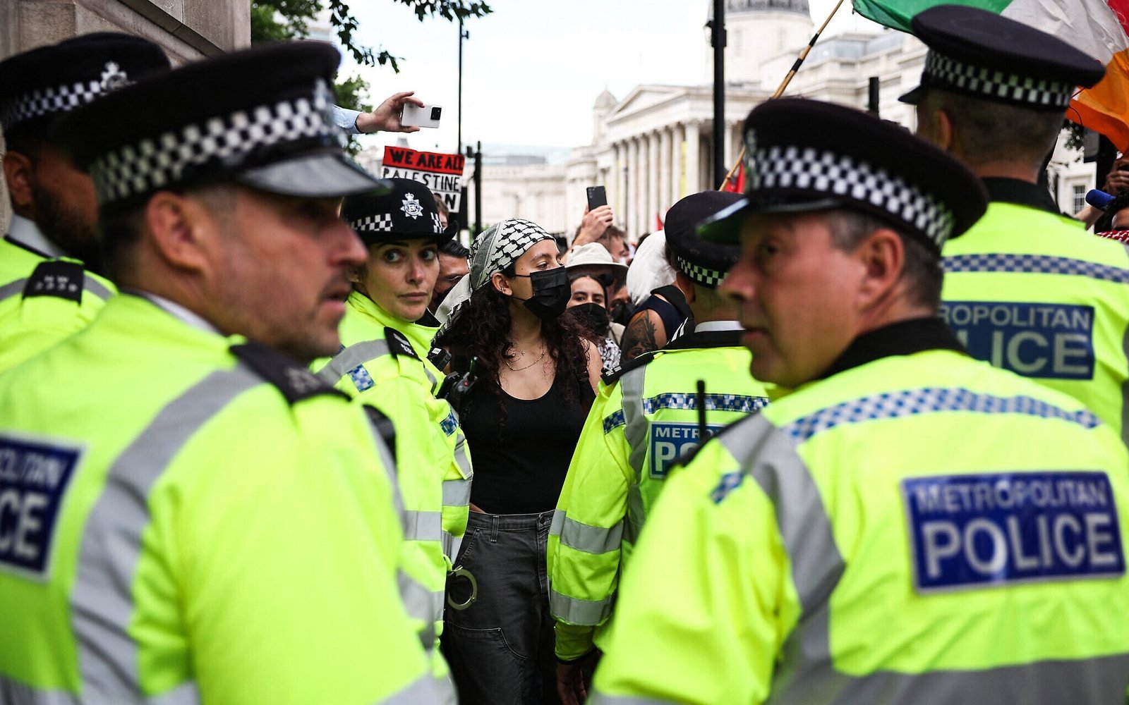 Polizeibarrieren gegen Protest für den Iran in London