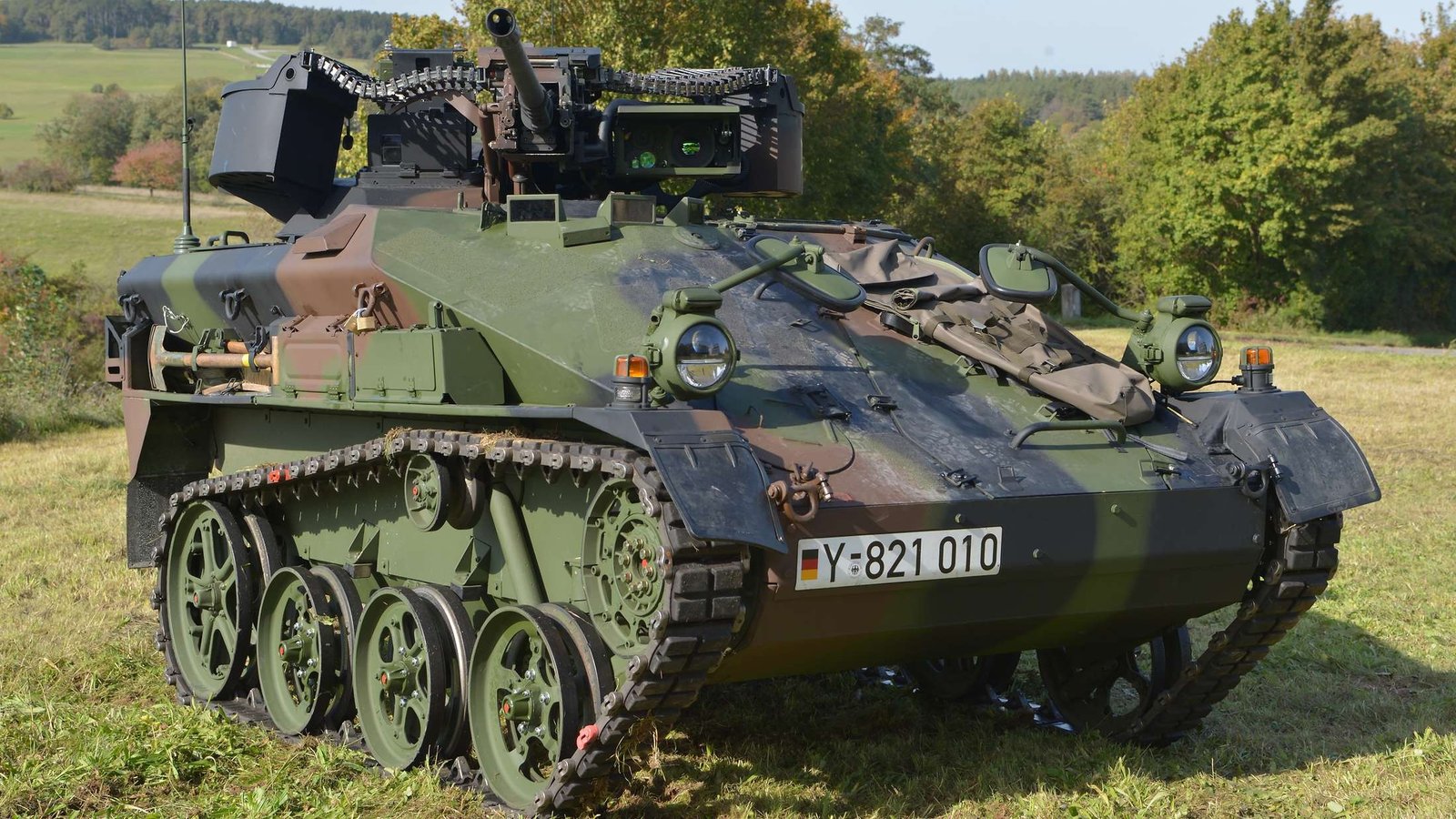 Bundeswehr absolviert ersten Abwurf des Luftlandepanzers Wiesel aus einem A400M 27 Vorbereitung für den Abwurf der Luftlandepanzer aus dem A400M