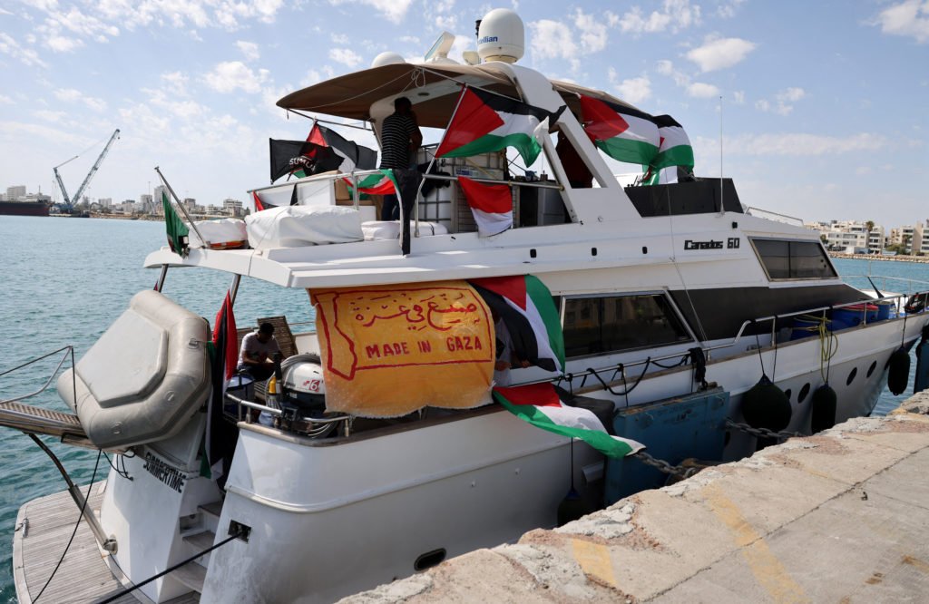 Die Gaza-Hilfsflottille verlässt den Hafen von Barcelona Richtung Mittelmeer.