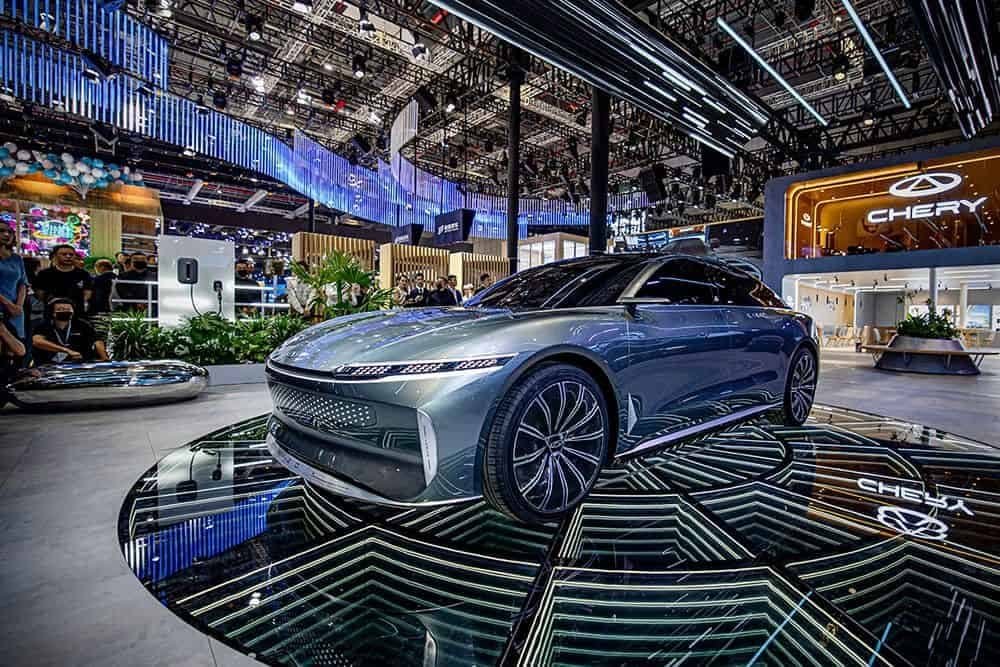 Die Autoproduktion in Europa startet im Werk Barcelona