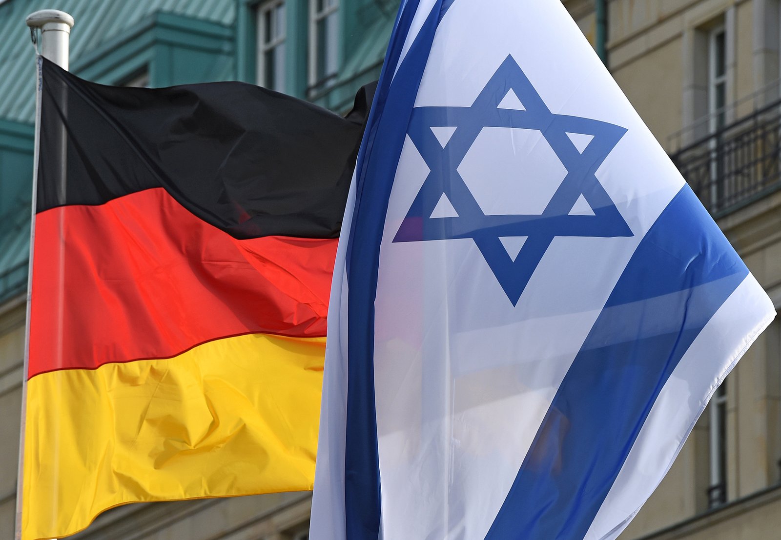 Ministerium entscheidet über Waffenexporte nach Israel