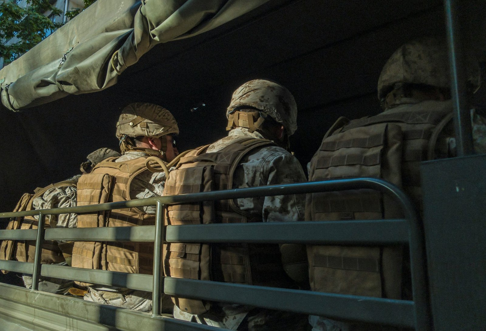Militärisches Gerät für US Truppen lagert in europäischem Hafen