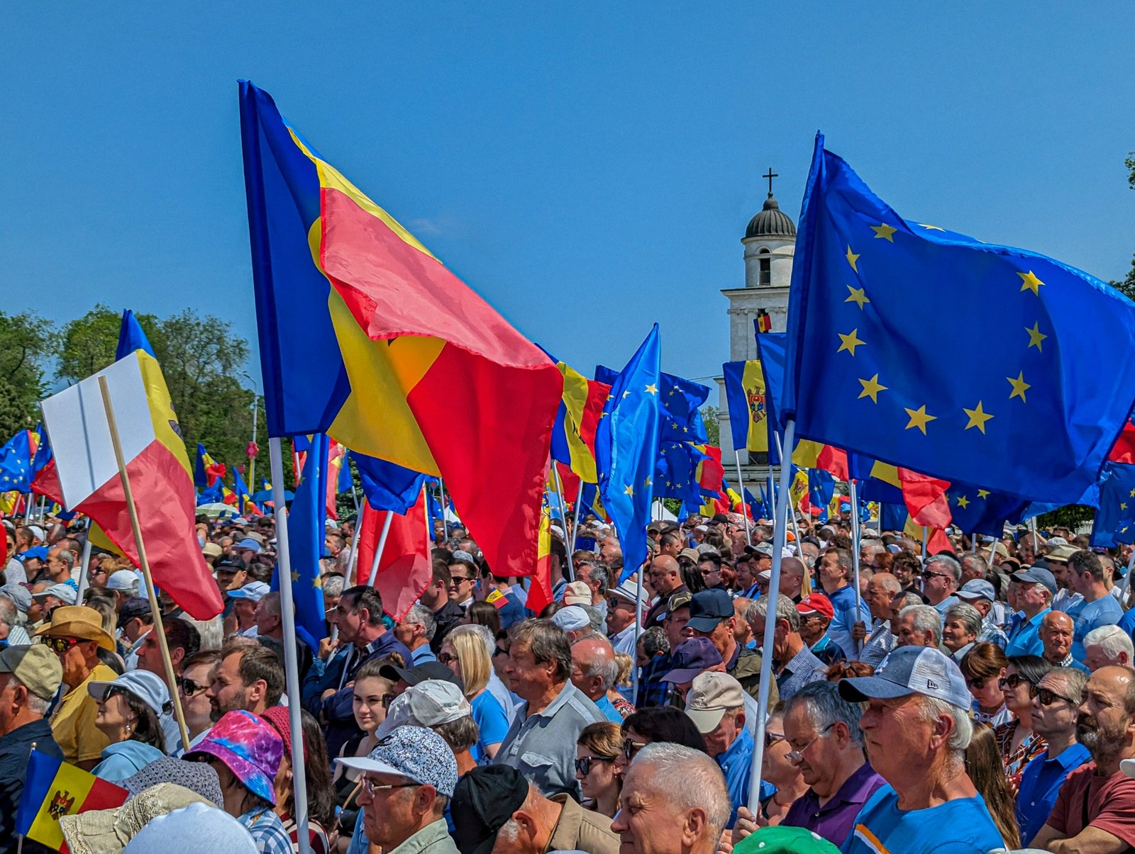 Politisches Zentrum in Bukarest während die Rumänische Regierung bricht zusammen