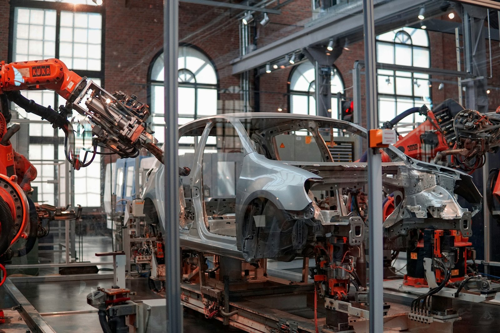 Detailansicht Logo da Porsche wird 500 Stellen abbauen