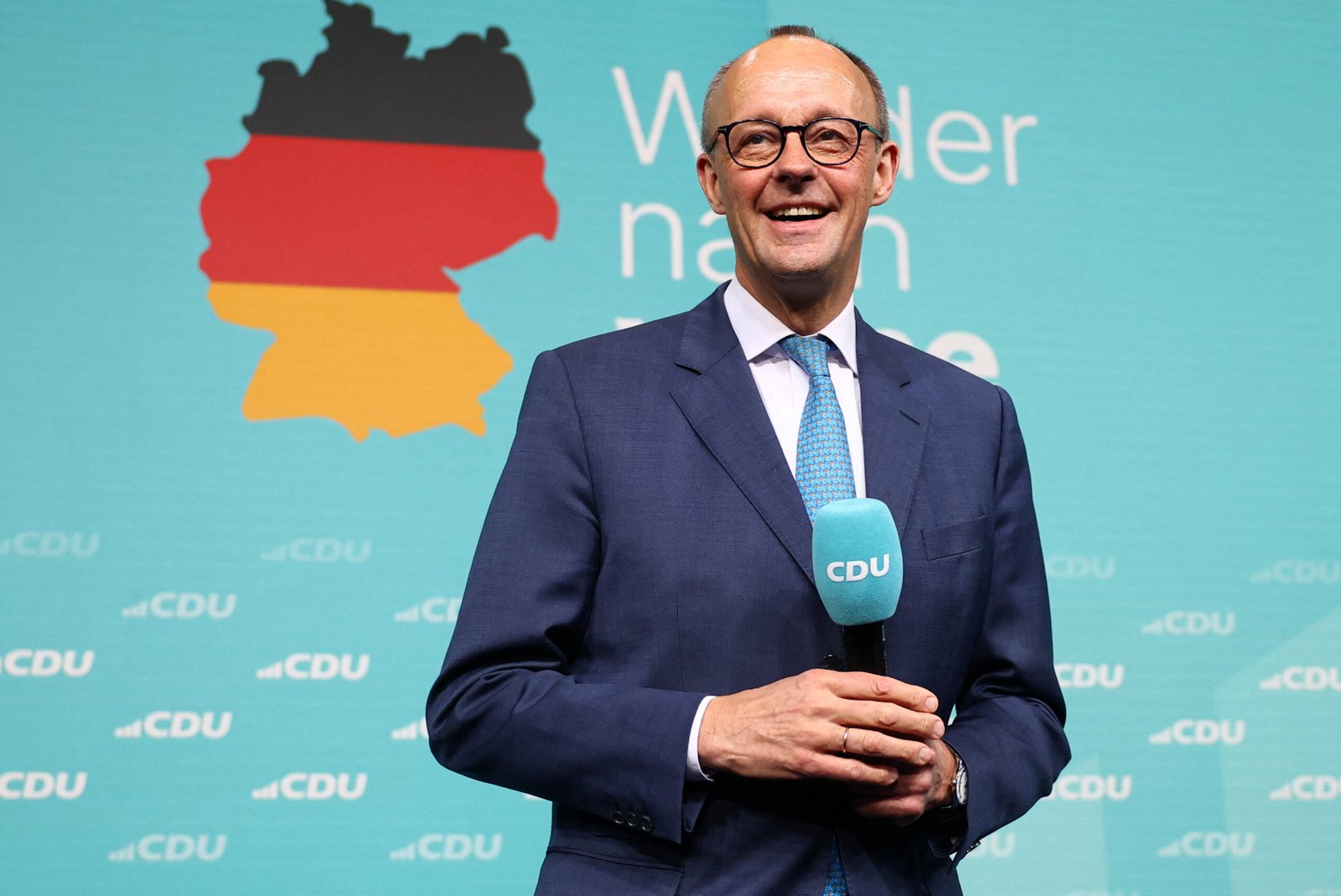 Bundeskanzler Friedrich Merz wirbt für eine assoziierte EU-Mitgliedschaft der Ukraine