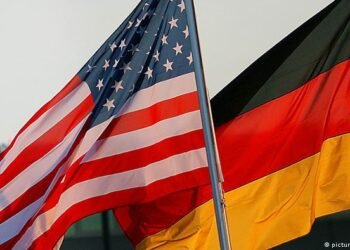 Kritik an der Abhängigkeit Deutschlands zur USA