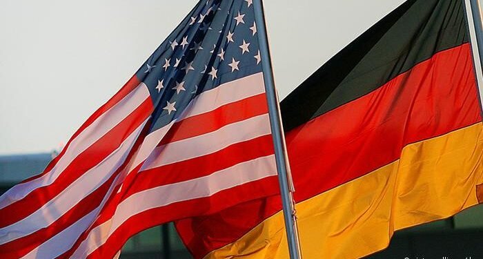 Kritik an der Abhängigkeit Deutschlands zur USA