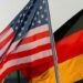 Kritik an der Abhängigkeit Deutschlands zur USA
