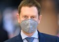 Kretschmer plant in Sachsen weitgehende Öffnungen – trotz Omikron