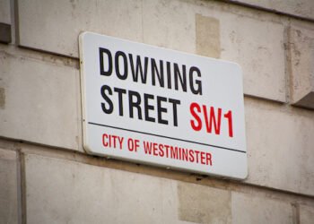 Großbritannien hebt Corona-Maßnahmen auf