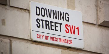 Großbritannien hebt Corona-Maßnahmen auf