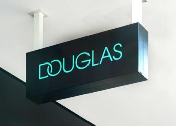 Douglas übernimmt Onlineapotheke