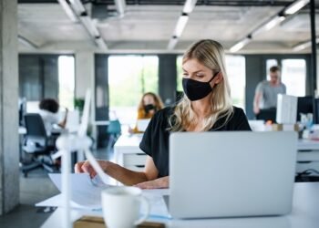 Mitarbeiter können ins Büro zurückkehren