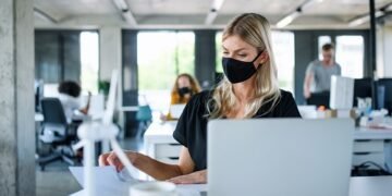 Mitarbeiter können ins Büro zurückkehren