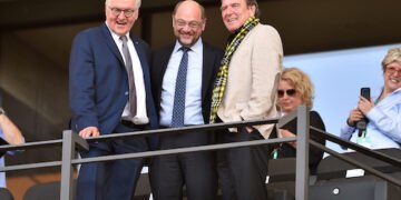 Altkanzler Schröder soll Büro verlieren