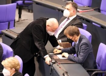 Bundestag berät über Sterbehilfe