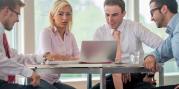 Teambuilding bei hybridem Arbeiten