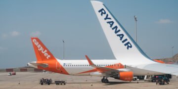 Billigflieger kündigen steigende Preise an