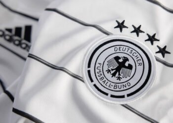 Deutscher Fußball-Bund Neustart