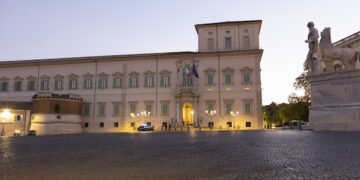 Ministerpräsident Berlusconi ist tot