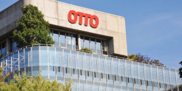 OTTO-Versandhandel gegründet