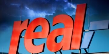 Real schließt seine Filialen