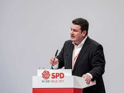 Arbeitslosen Zahlen im November leicht gesunken