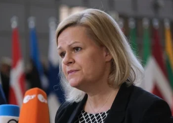 SPD-Kandidat Ecke attackiert