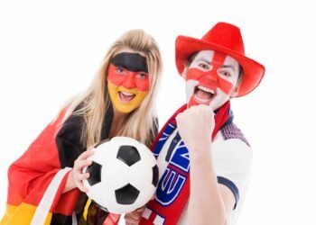 Kreative Verkleidungen englischer Fußballfans