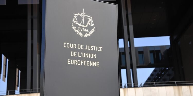 Google und Apple Milliardenstrafen