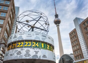 Weltzeituhr in Berlin