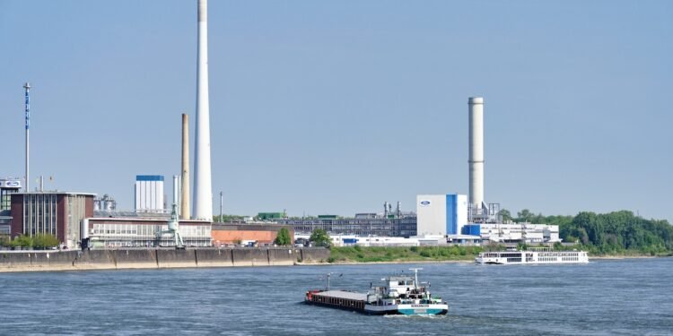 Ford Kurzarbeit ankündigt in Kölner Werk