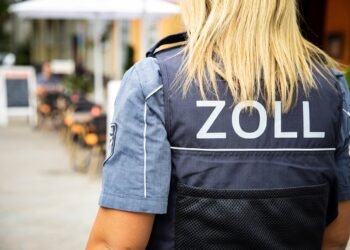 Zoll durchsucht Engel & Völkers