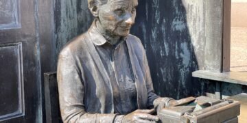 Astrid Lindgren stirbt 2002