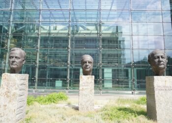 CDU präsentiert Wiedervereinigungsplan