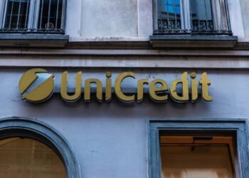 UniCredit erhöht Commerzbank Anteil