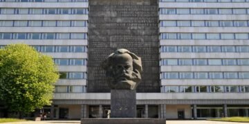 Karl-Marx-Stadt wird wieder zu Chemnitz
