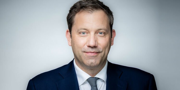 Geld für Autobahnen