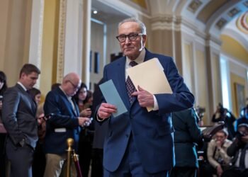 US-Regierung droht Shutdown und löst öffentliche Proteste aus